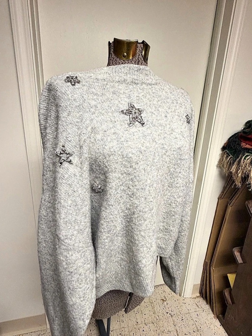 H&M Embellished Gray Sweater Size XL Like New